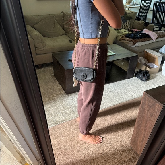 Tory Burch Black and Gold Crossbody Bag with Chain Strap - Picture 15 of 15